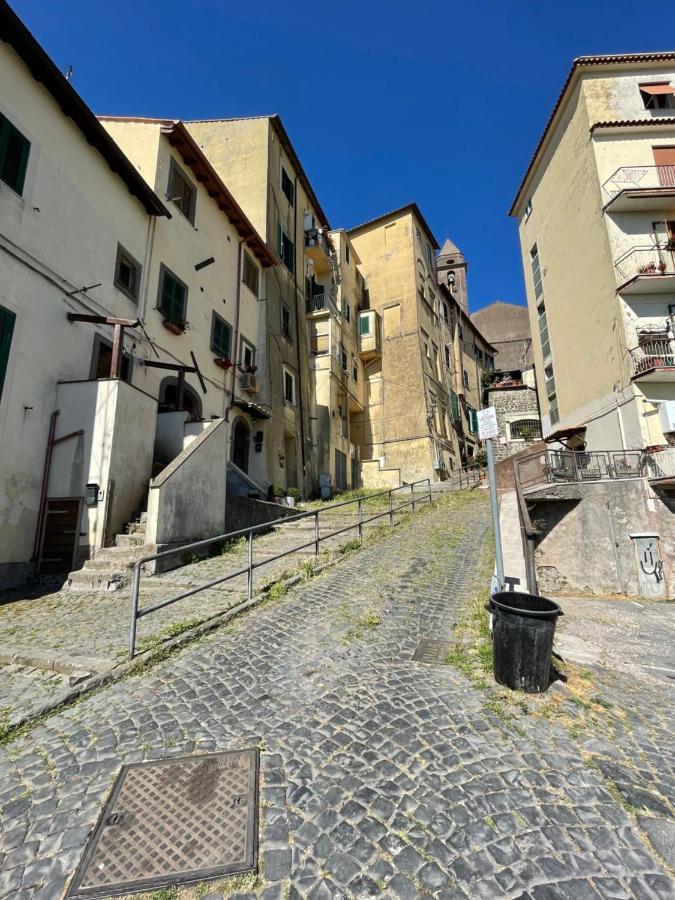 Vivere Il Borgo Sul Lago Genzano di Roma Kültér fotó