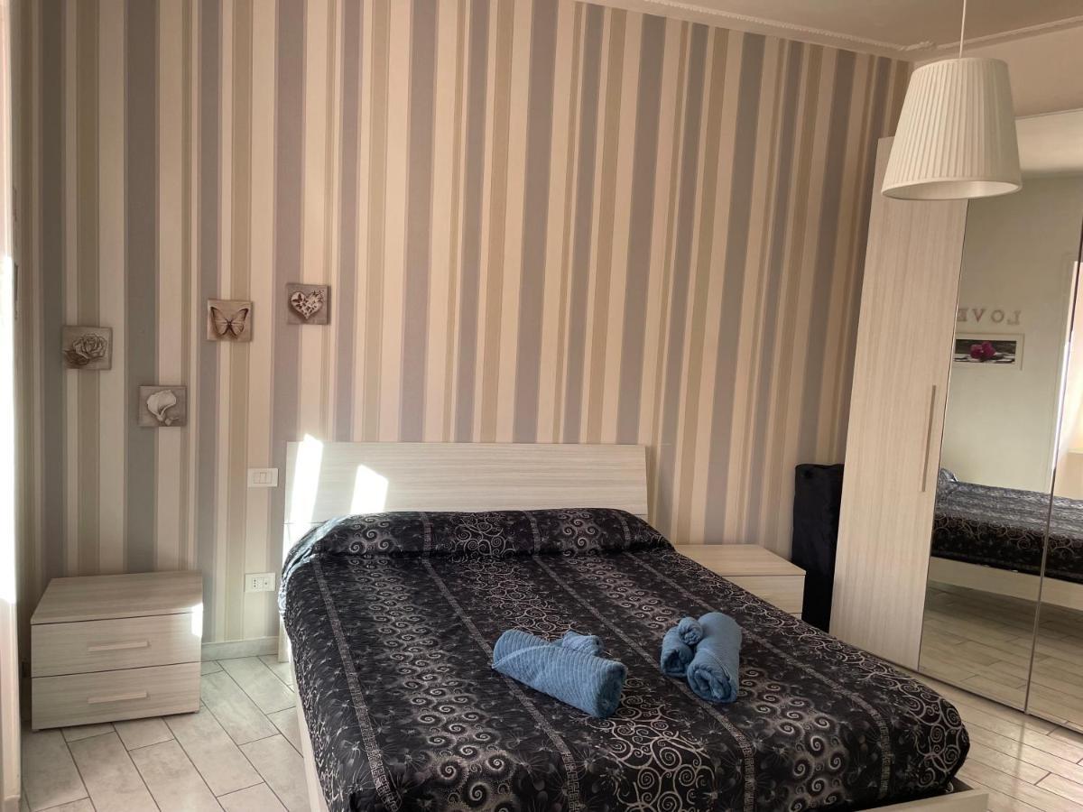 Vivere Il Borgo Sul Lago Genzano di Roma Kültér fotó